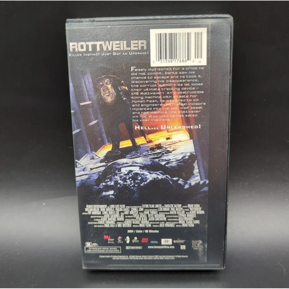 Rottweiler Eat Sleep Fetch Kill (VHS,‎ 2004) Horror Movie Rare HTF Lions Gate